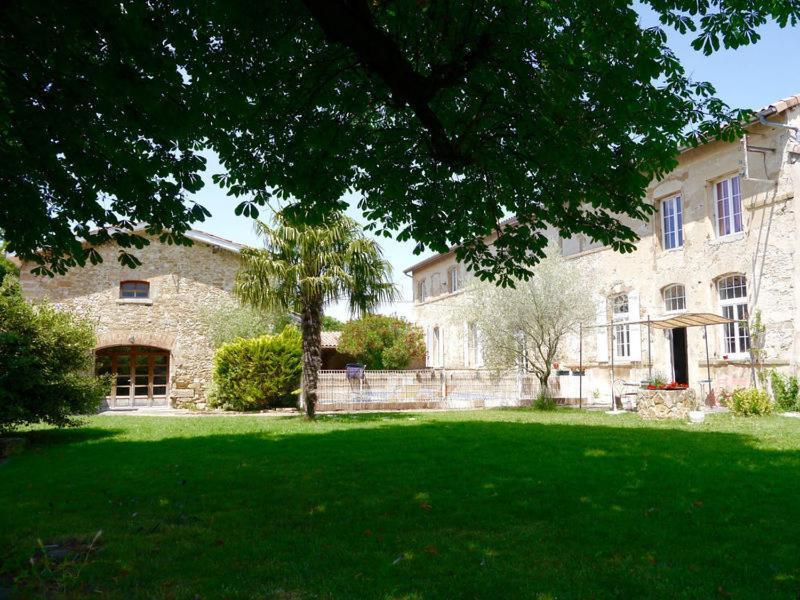 Ferme St Pierre 2 Suites Avec Repas, Piscine, Clim, Cheminee Ou Baignoire Spa Chabeuil ภายนอก รูปภาพ