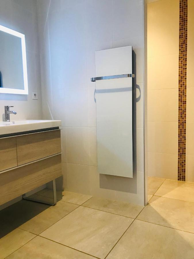 Ferme St Pierre 2 Suites Avec Repas, Piscine, Clim, Cheminee Ou Baignoire Spa Chabeuil ภายนอก รูปภาพ