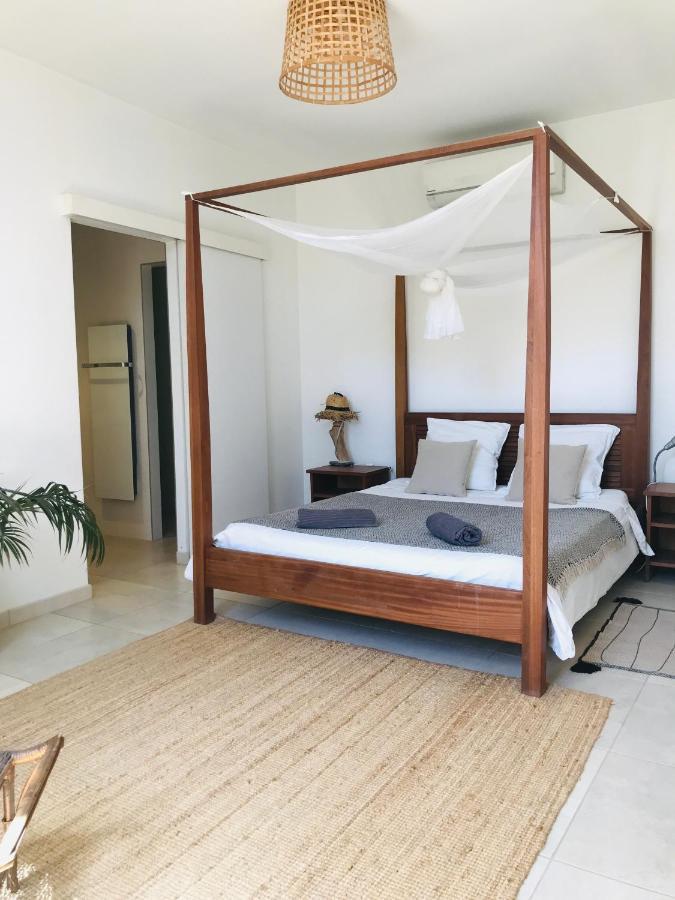 Ferme St Pierre 2 Suites Avec Repas, Piscine, Clim, Cheminee Ou Baignoire Spa Chabeuil ภายนอก รูปภาพ